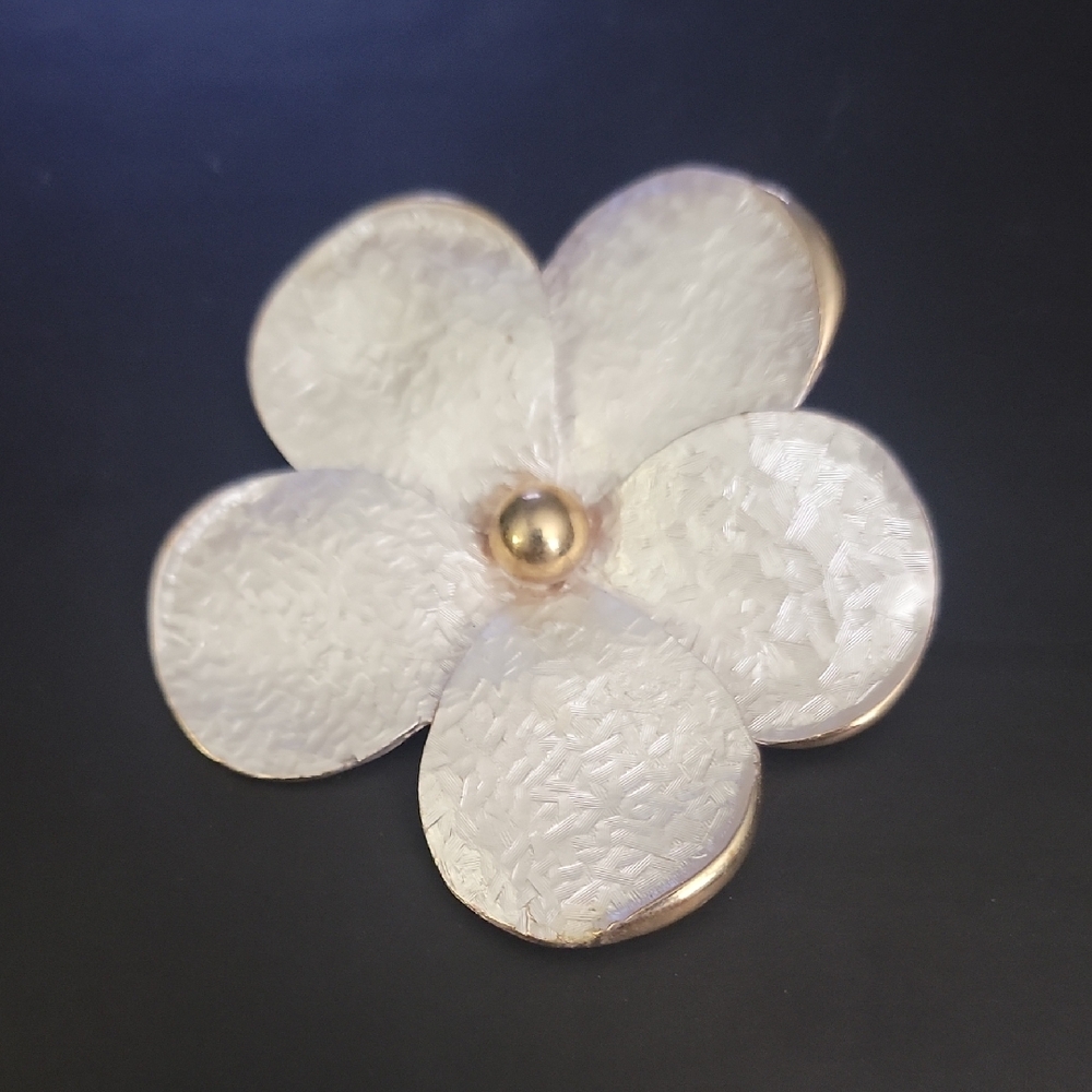 Vintage White Metallic Floral Brooch w/ Gold Trim